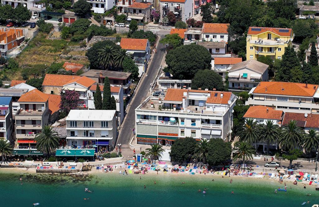 Apartments Vesna Gradac  Buitenkant foto
