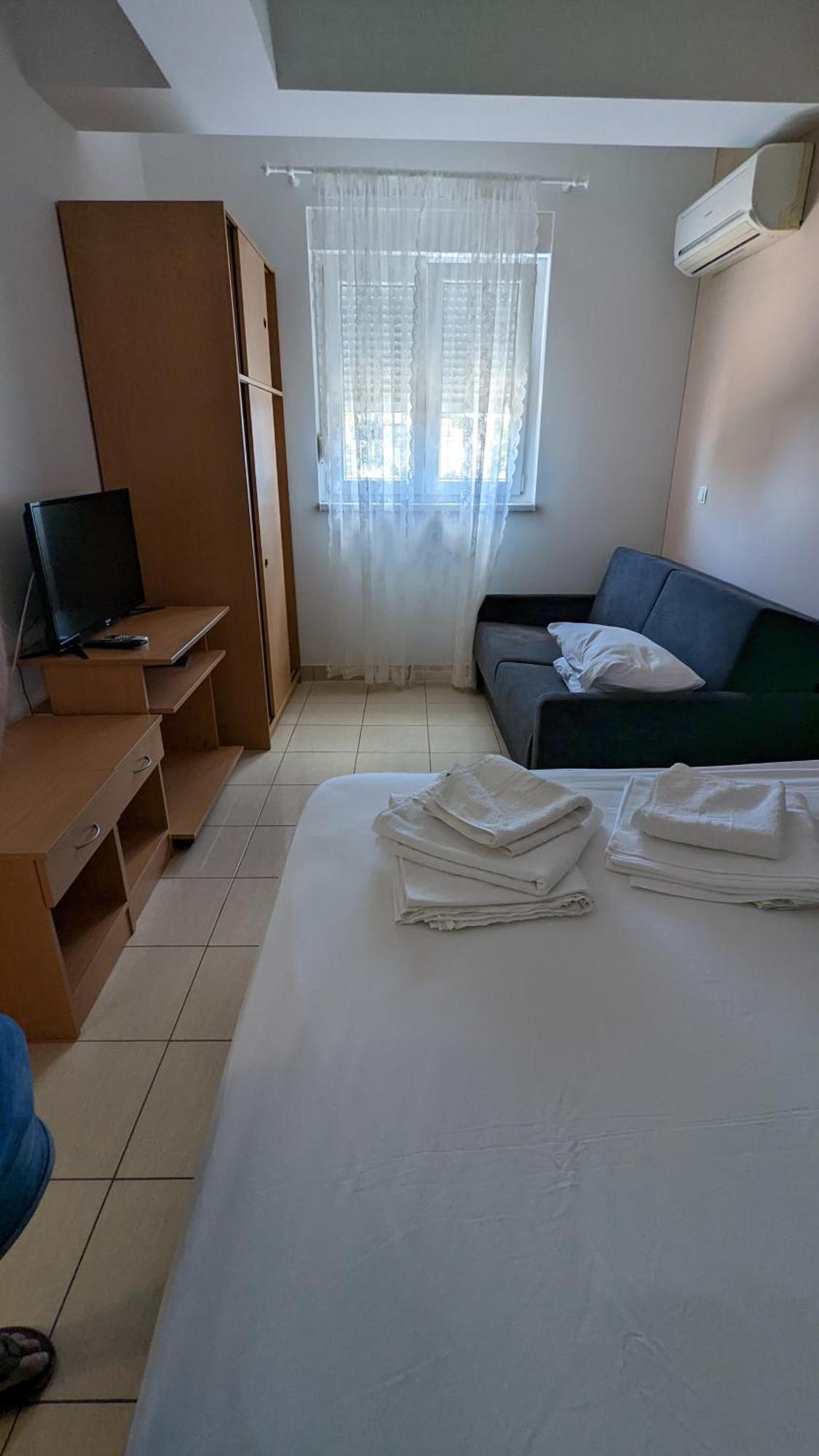 Apartments Vesna Gradac  Kamer foto