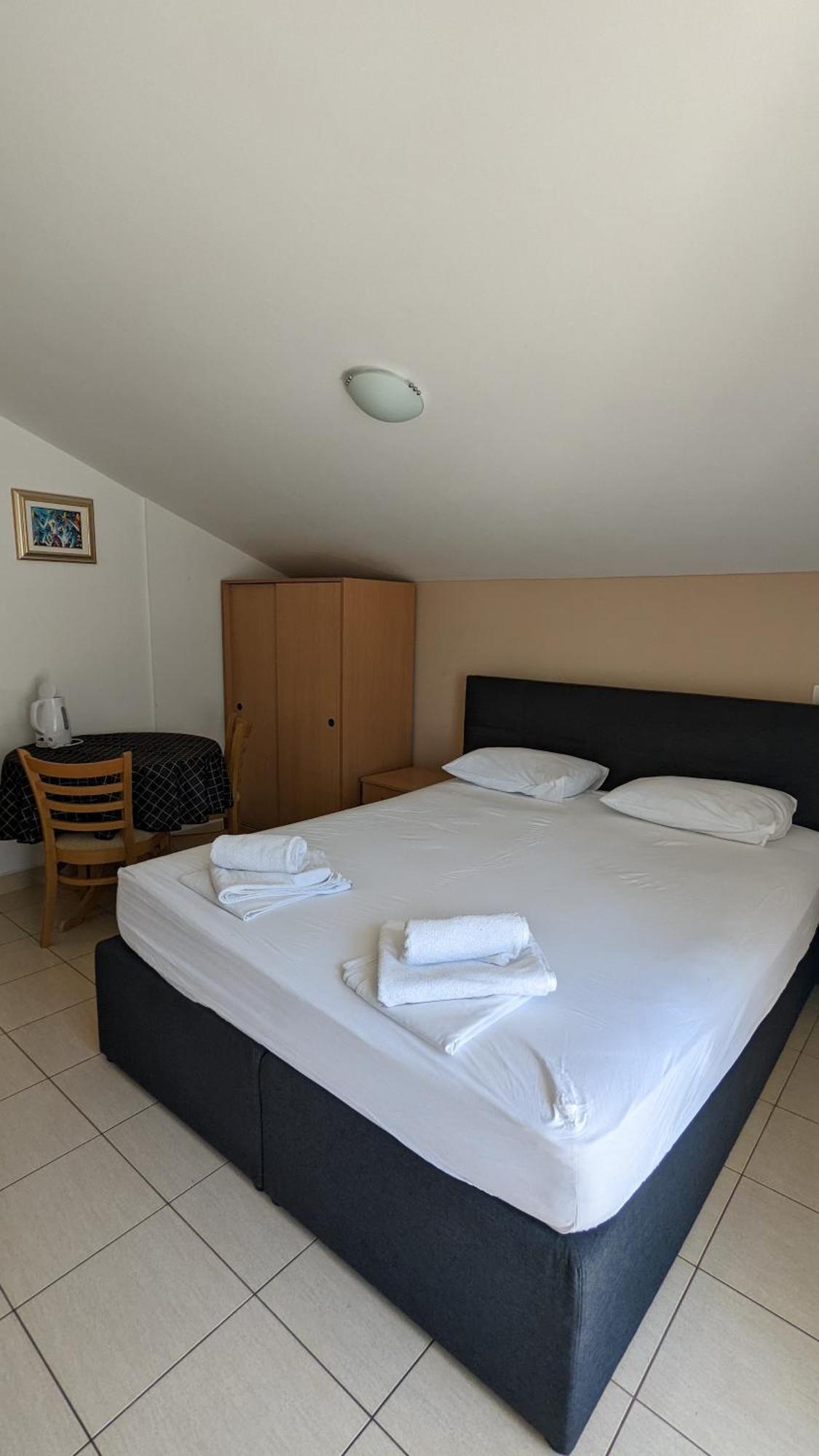 Apartments Vesna Gradac  Kamer foto