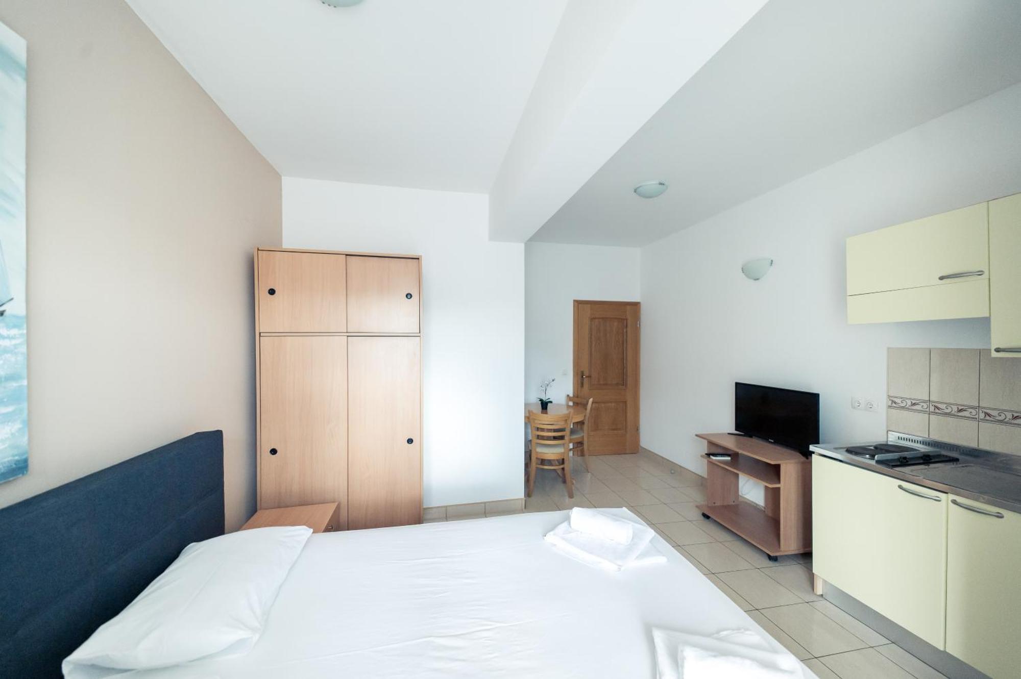 Apartments Vesna Gradac  Kamer foto