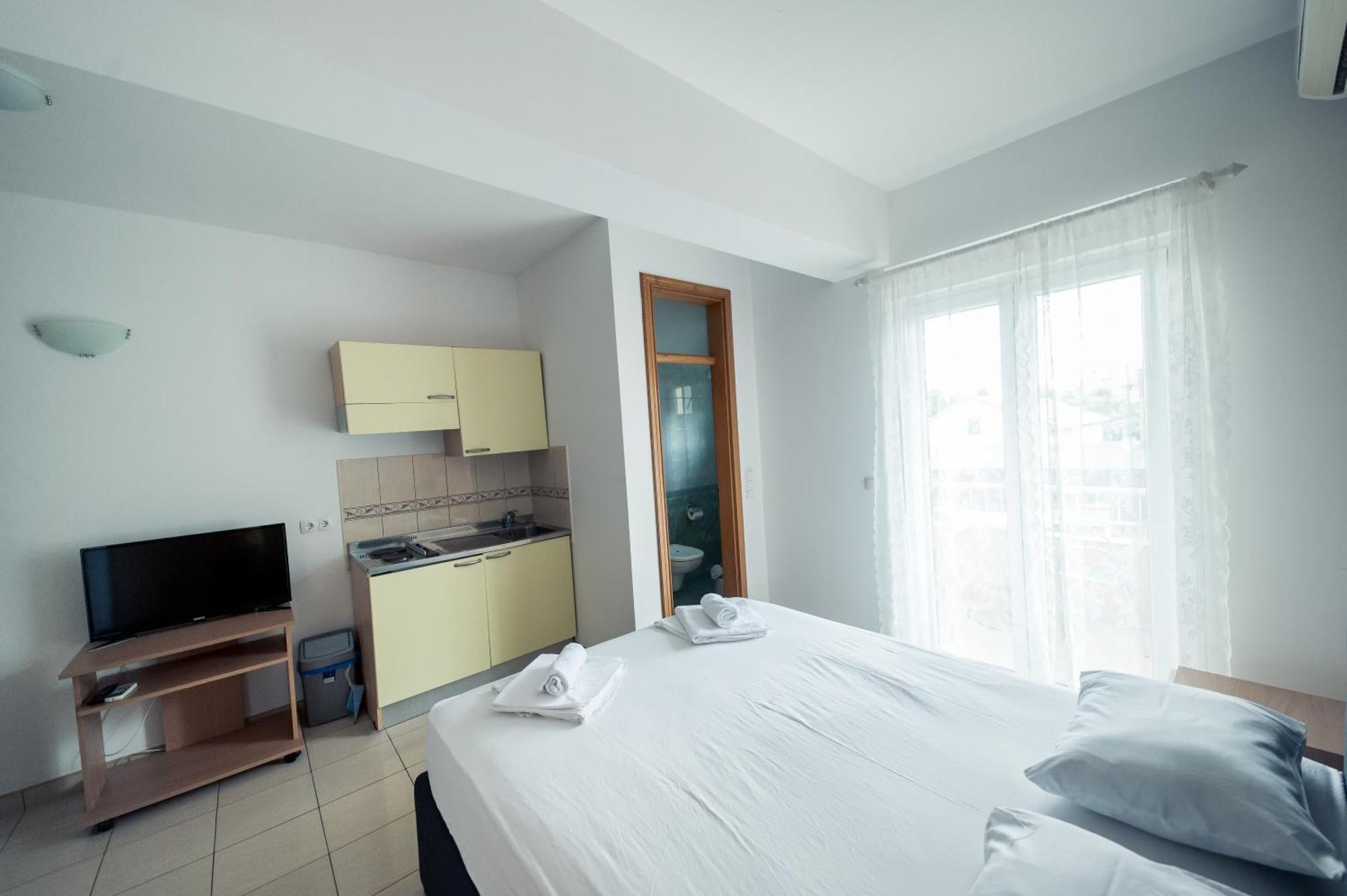 Apartments Vesna Gradac  Kamer foto